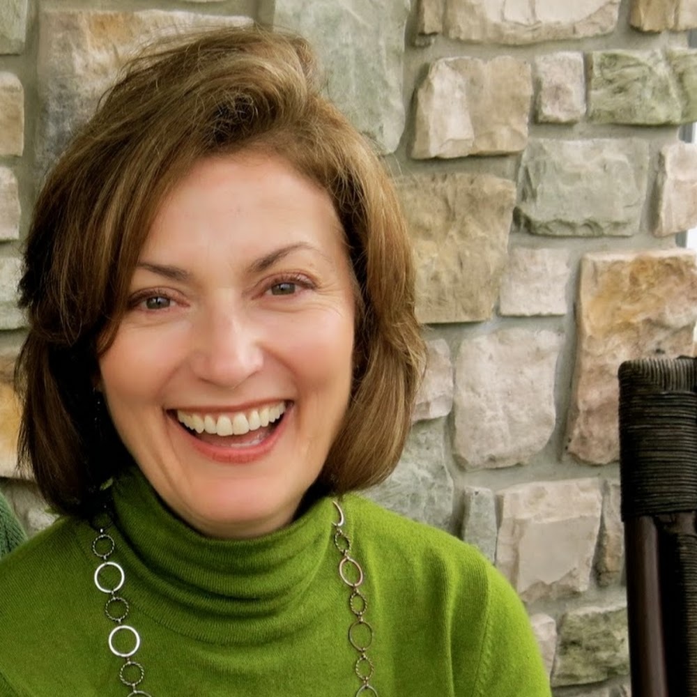 Meet your Posher, Joanie